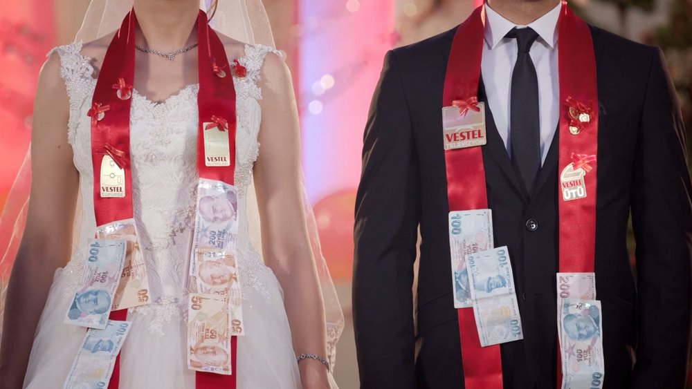 Body image for Turkish white-goods retailer strikes gold with wedding gift promo