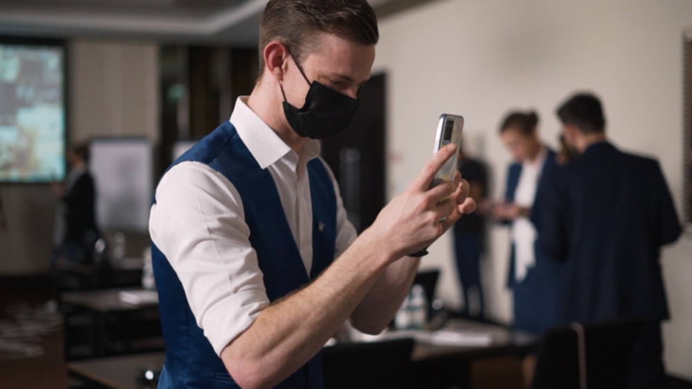 Body image for Hilton turns waiting staff into expert smartphone photographers