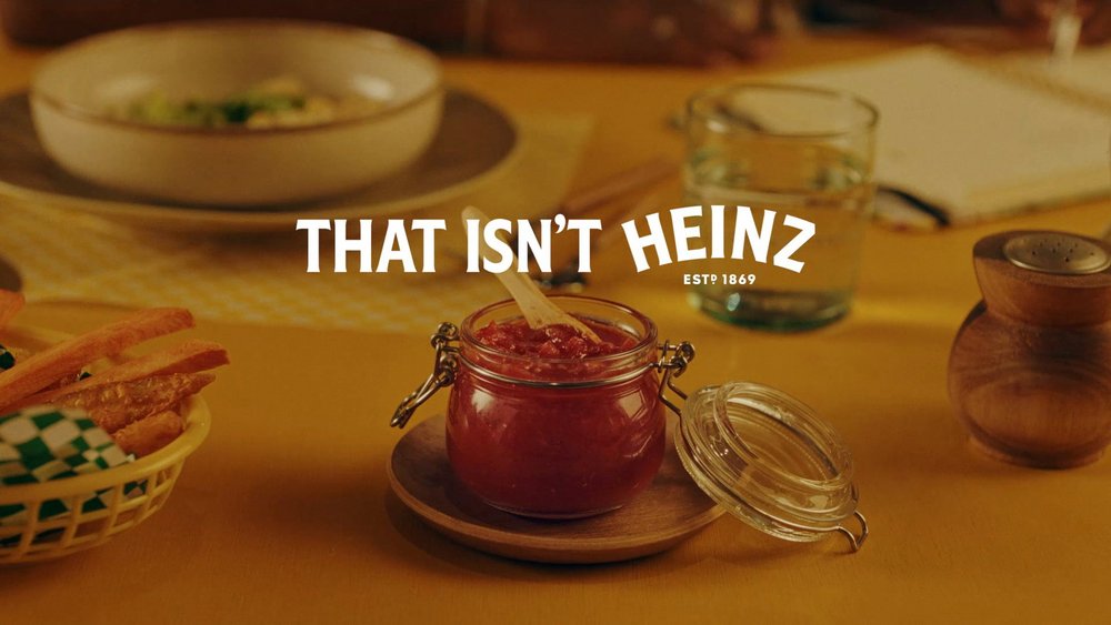 Body image for Heinz engineers consumer campaign to get its ketchup into restaurants