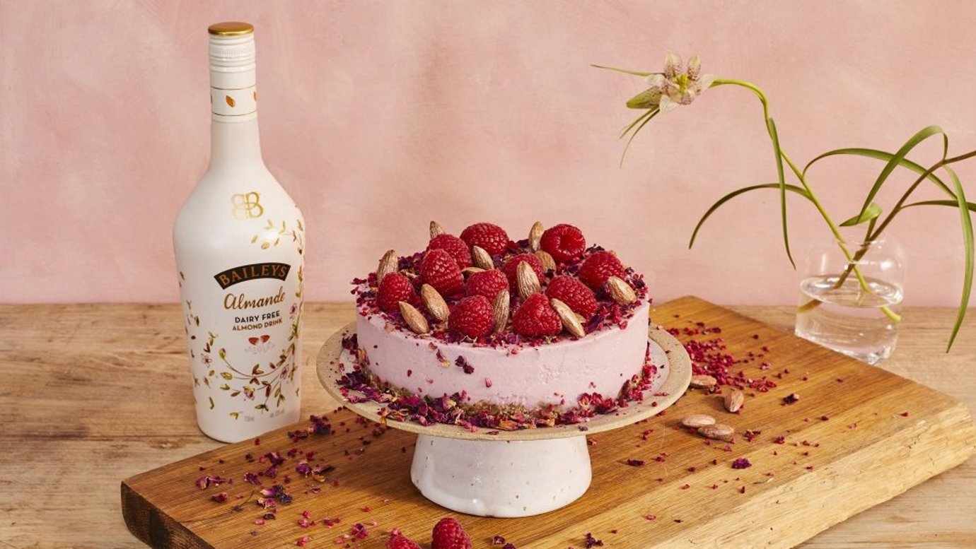 Header image for article Campaign of the Week: Baileys, #RecipeUnfudged