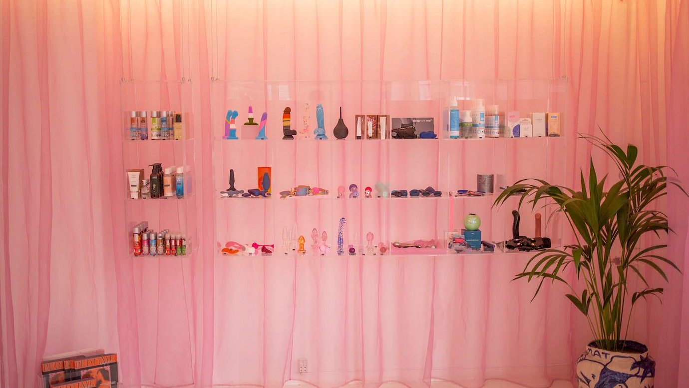 S3xy Shortcuts Contagious