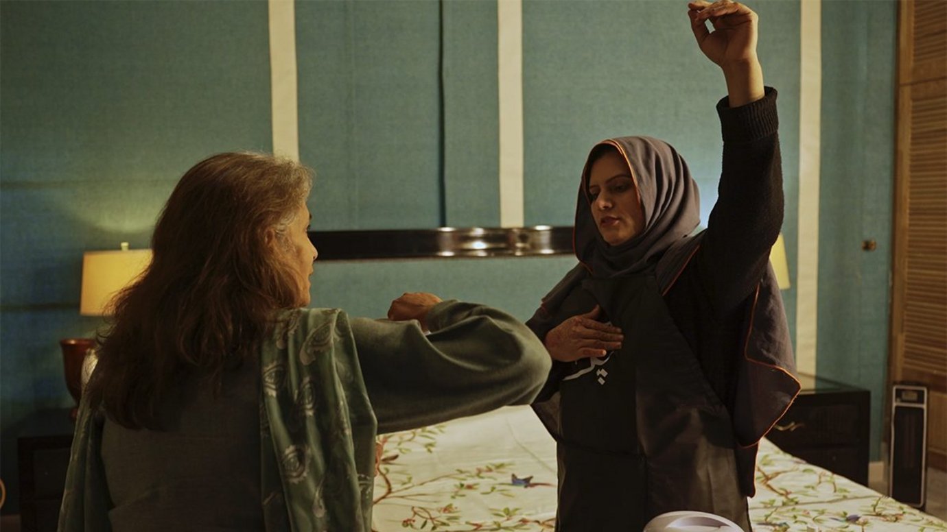 Waxing Lady Tutorials Contagious