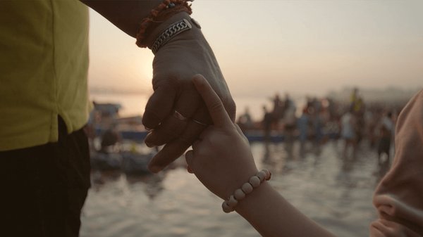 Vi’s sacred beads connect lost Kumbh Mela pilgrims